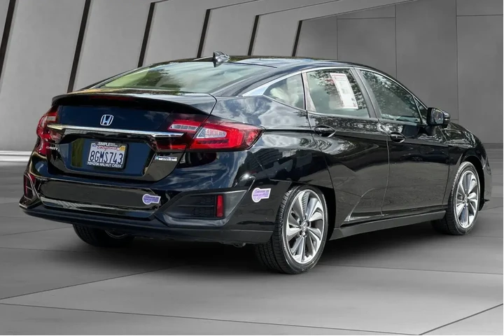 $19000 : Honda Clarity Plug-In Hybrid image 4