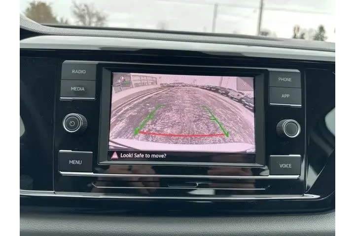 $16995 : Volkswagen Taos 2024 S 4dr S image 4