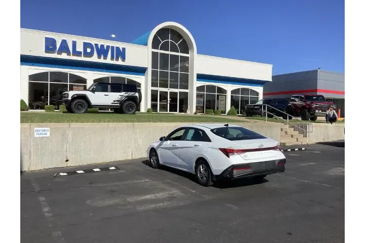 $23950 : Hyundai ELANTRA 2025 SE 4dr image 5