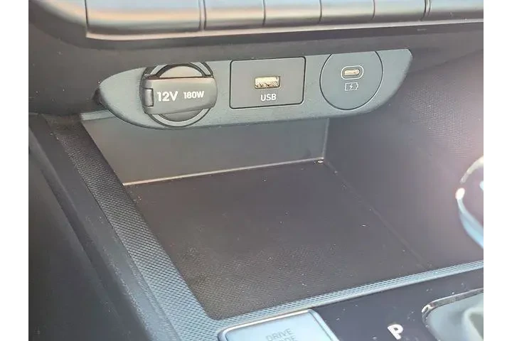 $21983 : Hyundai ELANTRA Hybrid 2025 image 9