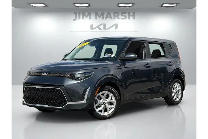 $17988 : Kia Soul 2024 LX 4dr Crossov image 2