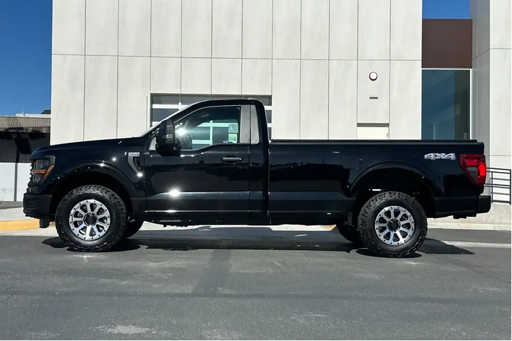 $39900 : Ford F-150 2025 4x4 XL 2dr R image 6