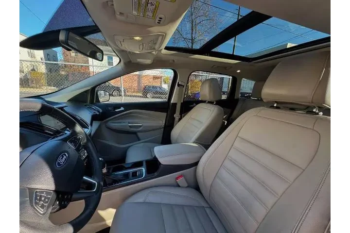 2017 FORD ESCAPE2017 FORD ESC image 5