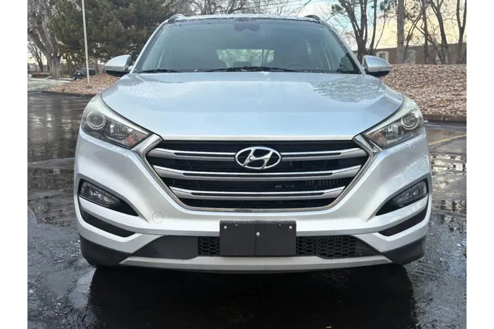 $10900 : 2018 Tucson Limited image 7
