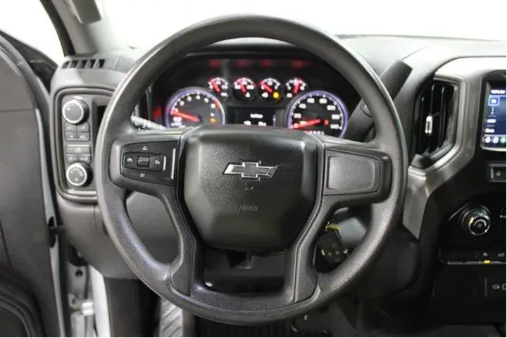 $28982 : Chevrolet Silverado 1500 202 image 8