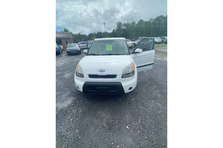 $6795 : 2011 Soul ! image 2