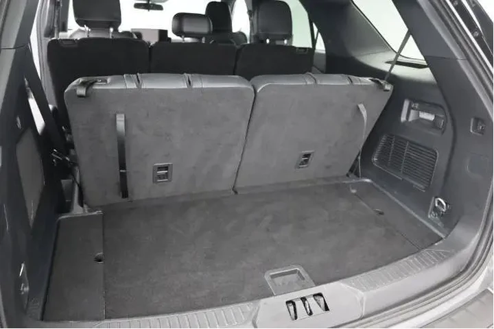 $39673 : Ford Explorer 2025 ST-Line 4 image 9