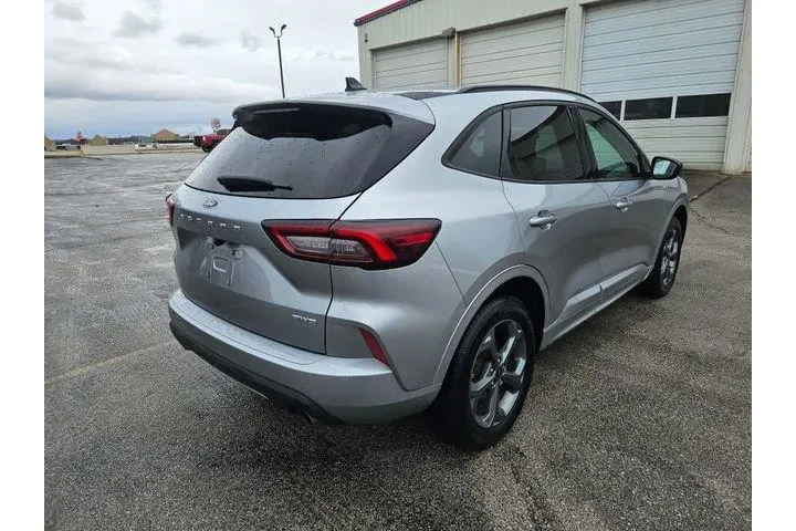 $22000 : Ford Escape 2024 AWD ST-Line image 5