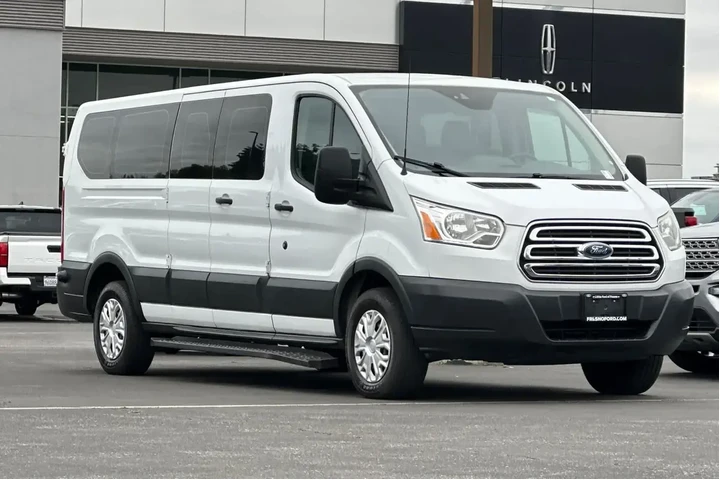 $18916 : Ford Transit 2017 350 XL 3dr image 9