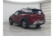 $26998 : Nissan Pathfinder 2022 SL 4d thumbnail
