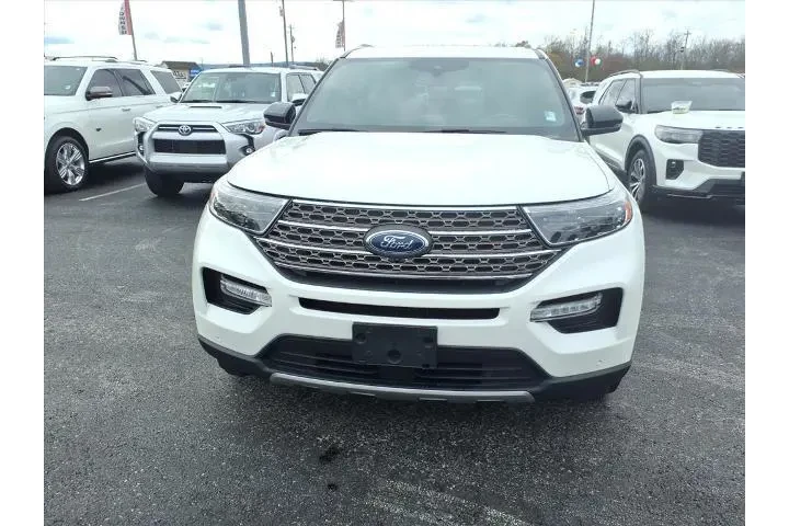 $39999 : Ford Explorer 2022 AWD King image 2