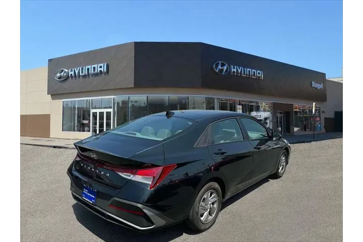 $17988 : Hyundai ELANTRA 2024 SE 4dr image 4