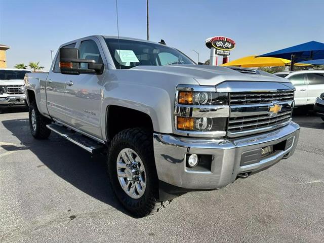 $42995 : Pre-Owned 2017 Silverado 2500 image 4