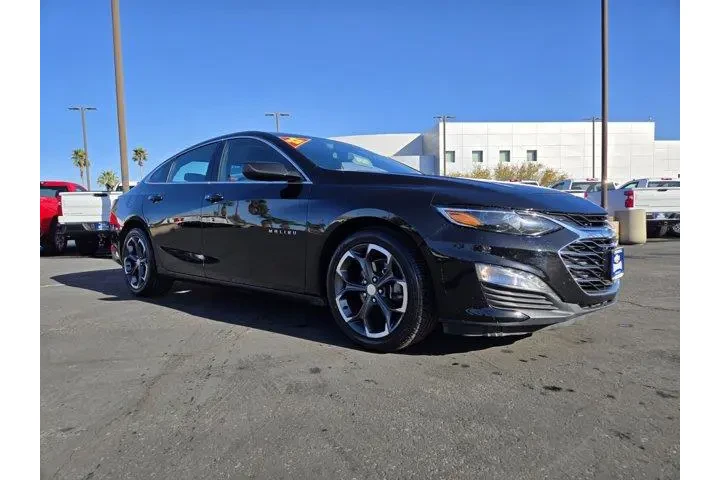 $16492 : Chevrolet Malibu 2022 LT 4dr image 1