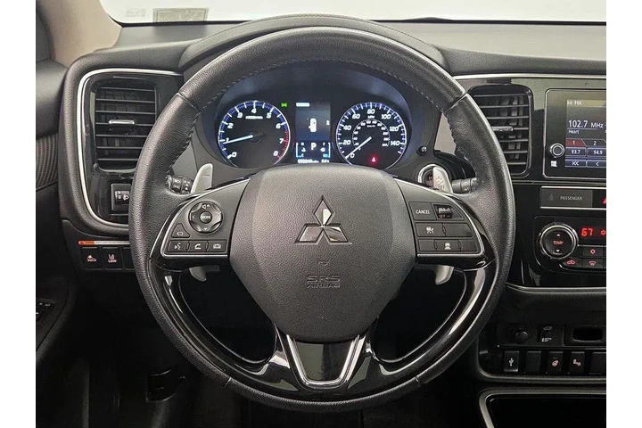 $19998 : Mitsubishi Outlander 2019 AW image 10