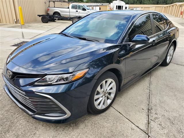 $15000 : 2021 Toyota Camry LE Sedan 4D image 1