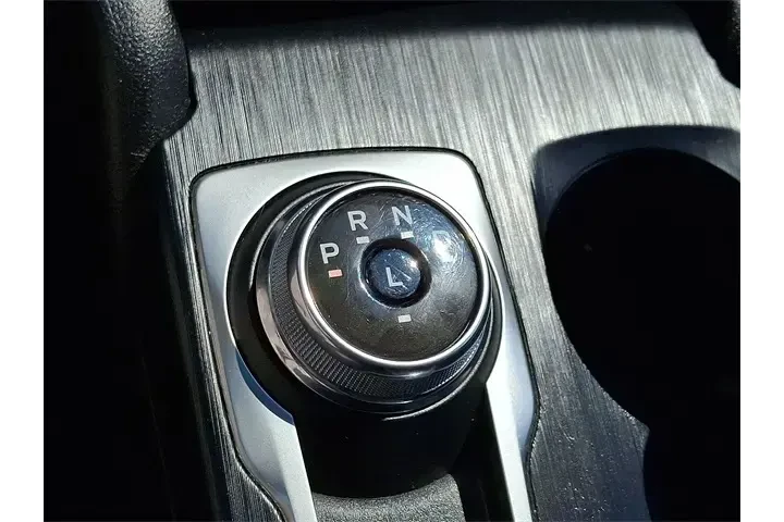 $24995 : Ford Escape 2023 ST-Line 4dr image 4