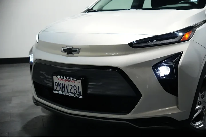 $17439 : 2023 Bolt EUV LT image 3