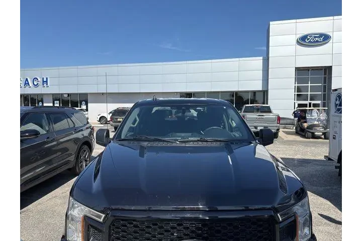 $32226 : Ford F-150 2020 4x4 XL 4dr S image 9