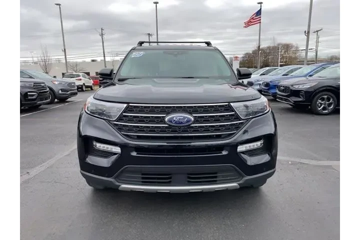 $30498 : Ford Explorer 2023 AWD XLT 4 image 2