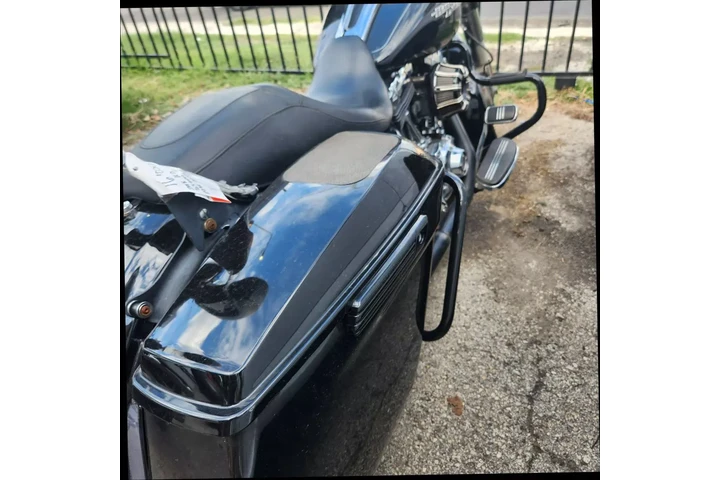 $15900 : 2015 HARLEY-DAVIDSON FLHTCU U image 5