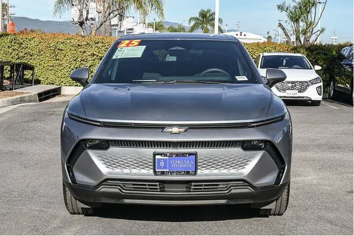 $23000 : Chevrolet Equinox EV 2025 LT image 2