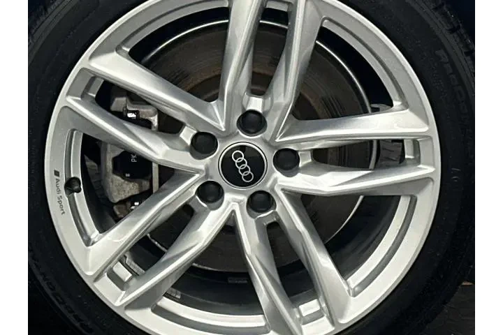 $26500 : Audi A4 2022 AWD quattro S l image 5