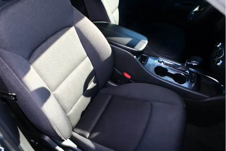 $19075 : Chevrolet Malibu 2024 LT 4dr image 6