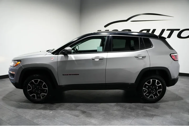 $15999 : 2019 Compass Trailhawk image 4