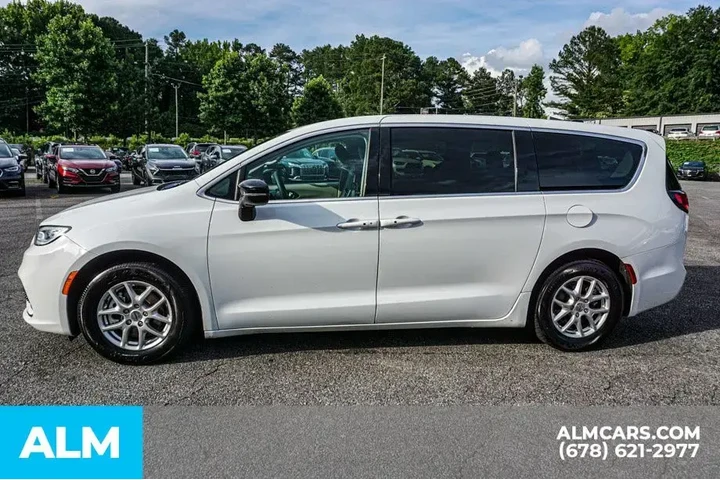 $24720 : Chrysler Pacifica 2024 Touri image 7