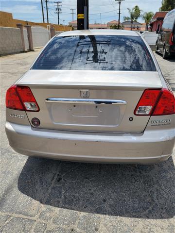 $2000 : Honda civic image 2