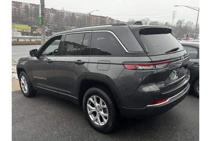 $27985 : Jeep Grand Cherokee 2022 4x4 image 4