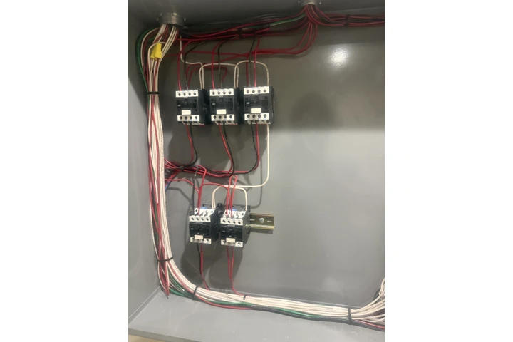 Electricista image 1