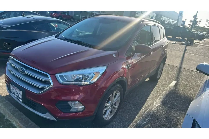 $9999 : Ford Escape 2017 SE 4dr SUV image 1