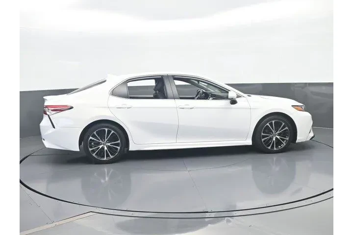 $15991 : Toyota Camry 2020 SE 4dr Sed image 7