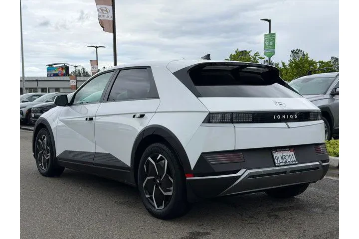 $25892 : Hyundai IONIQ 5 2024 SEL 4dr image 9