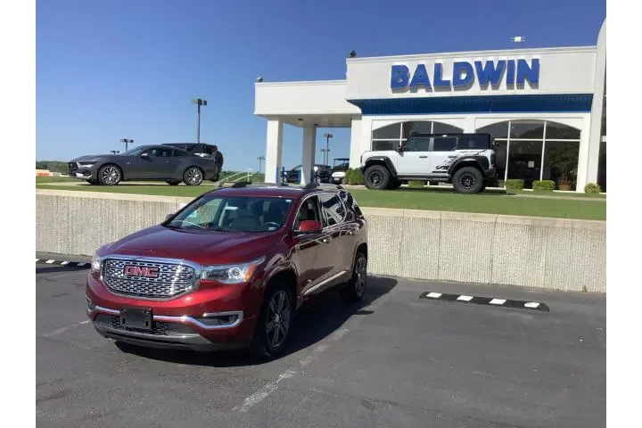 $15900 : GMC Acadia 2017 Denali 4dr S image 3