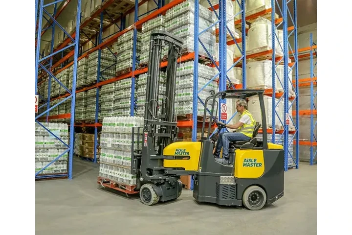 Forklift Operator Aisle Master image 1