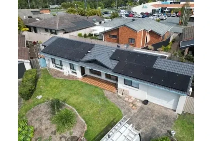 Zagros Roofing & Painting image 2