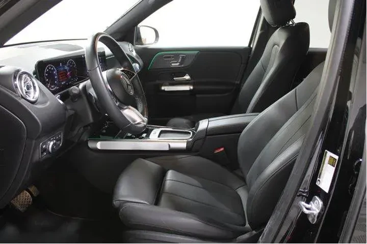 $34977 : Mercedes-Benz GLB 2024 GLB 2 image 3