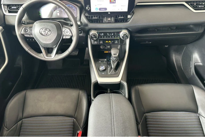 $39500 : Toyota RAV4 Hybrid 2023 AWD image 6