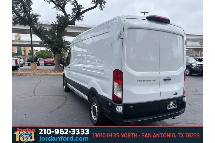 $29999 : Ford Transit 2024 250 3dr LW image 4