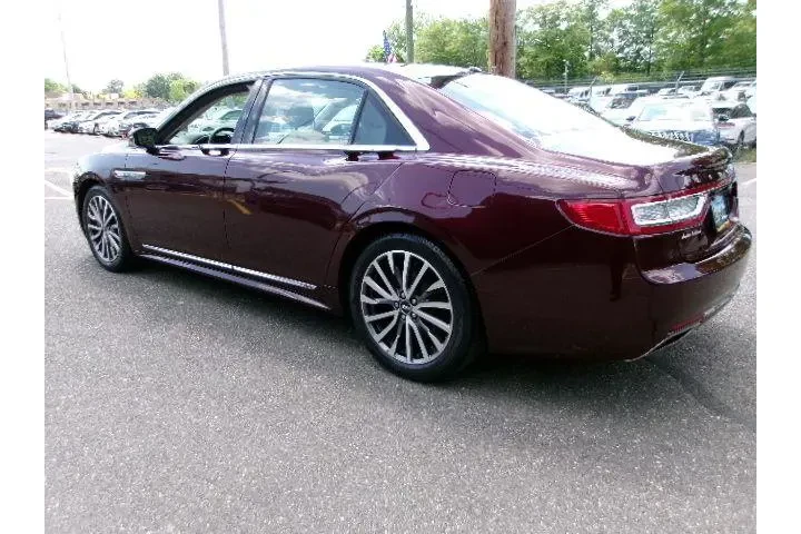 $23880 : Lincoln Continental 2017 AWD image 8