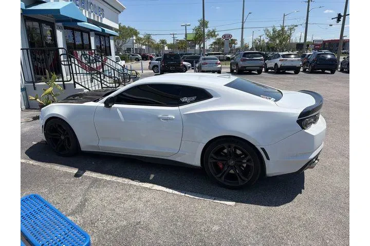 $35996 : Chevrolet Camaro 2021 SS 2dr image 6