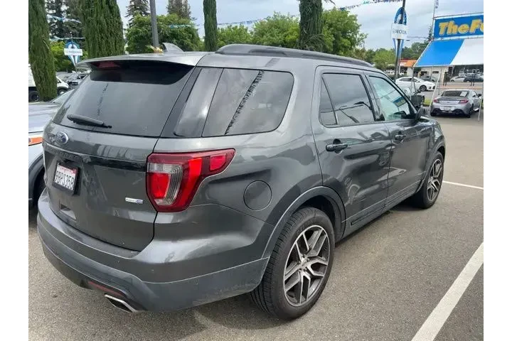 $20988 : Ford Explorer 2017 AWD Sport image 6