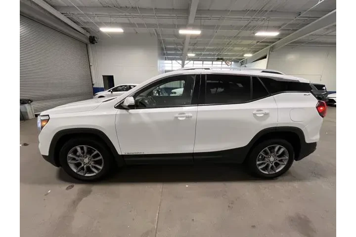 $20964 : GMC Terrain 2024 AWD SLT 4dr image 6