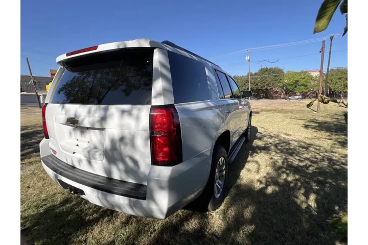 $23995 : 2017 Tahoe LT image 7