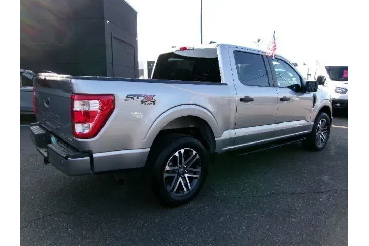 $39996 : Ford F-150 2023 4x4 XL 4dr S image 7