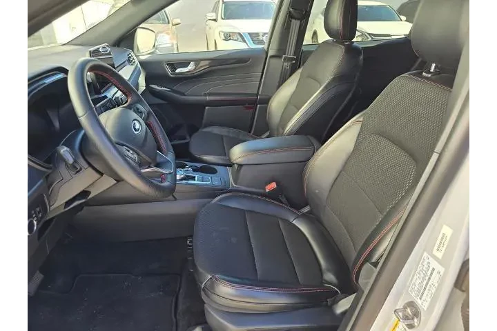 $22900 : Ford Escape 2025 ST-Line 4dr image 9