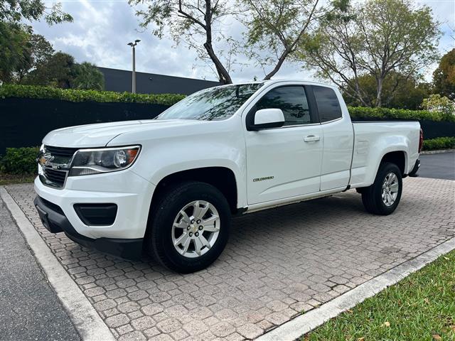 $18500 : Chevrolet Colorado 2020 image 8